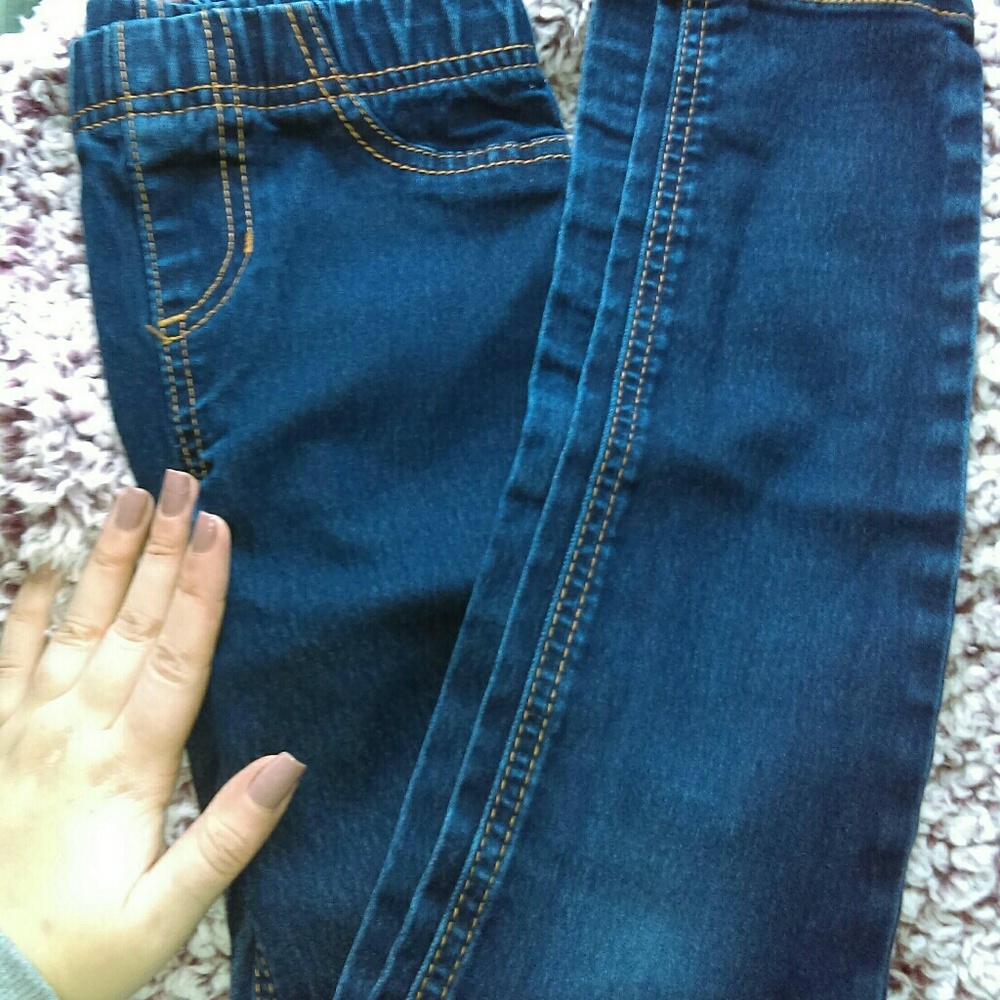 Dark wash jeggings